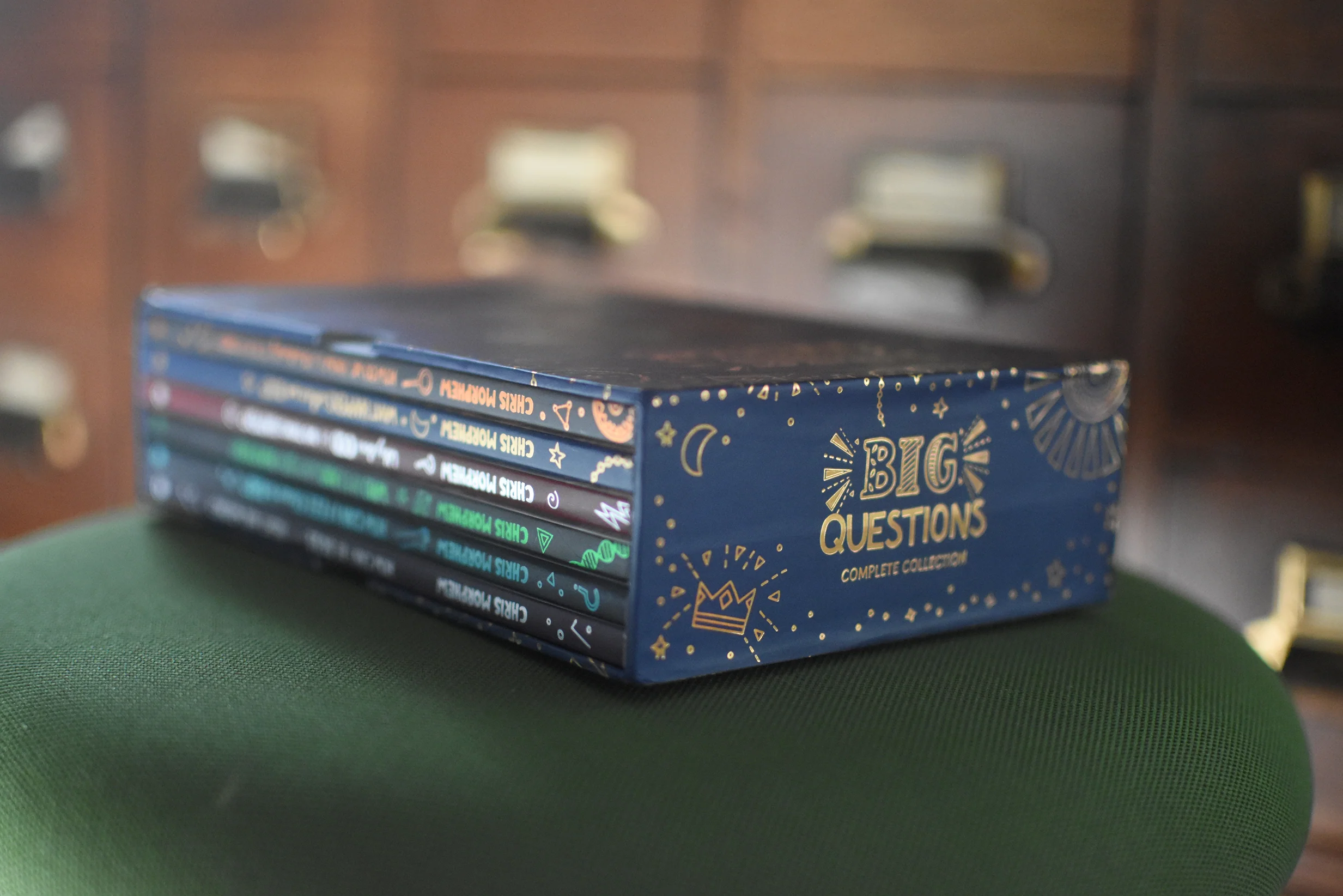 Big Questions Complete Collection: 6-Book Boxed Set (Big Questions) - Image 4