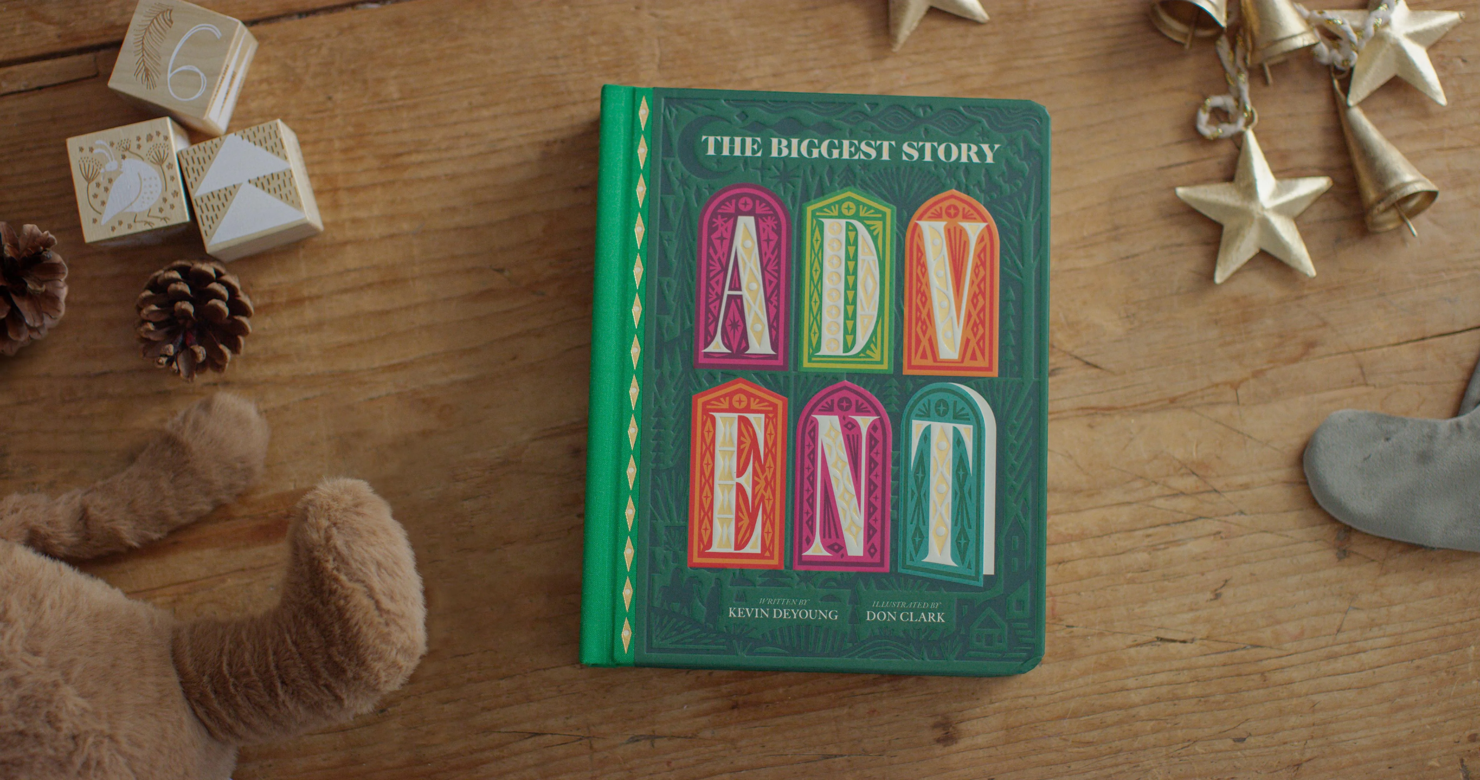 The Biggest Story Advent: 25 Lift-The-Flap Devotions for Families - Image 6