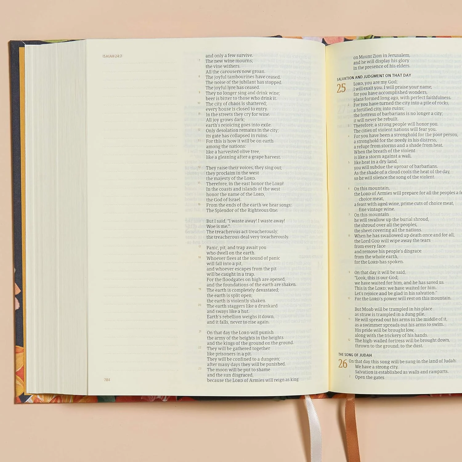 CSB Notetaking Bible, Hosanna Revival Edition, Dahlias - Image 3