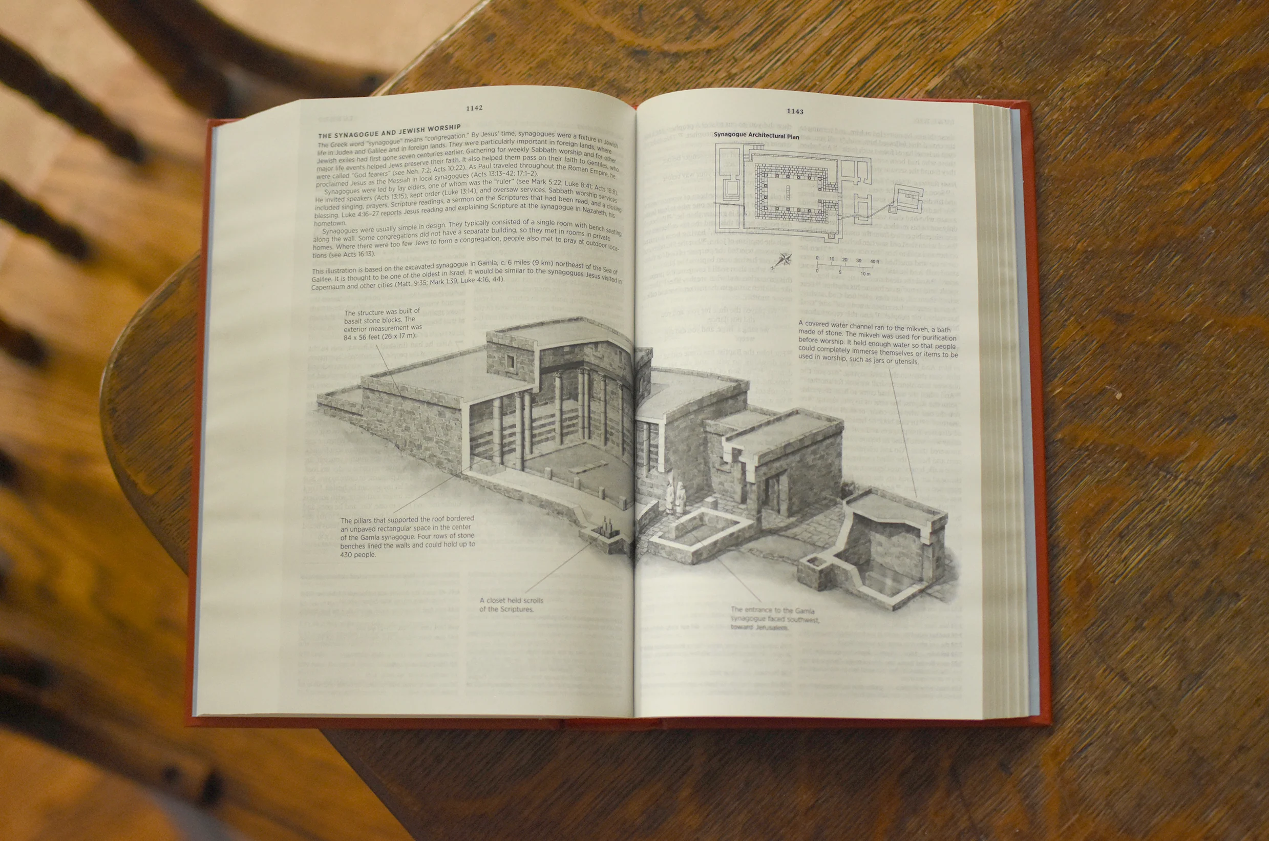 ESV Concise Study Bible (Hardcover) - Image 3