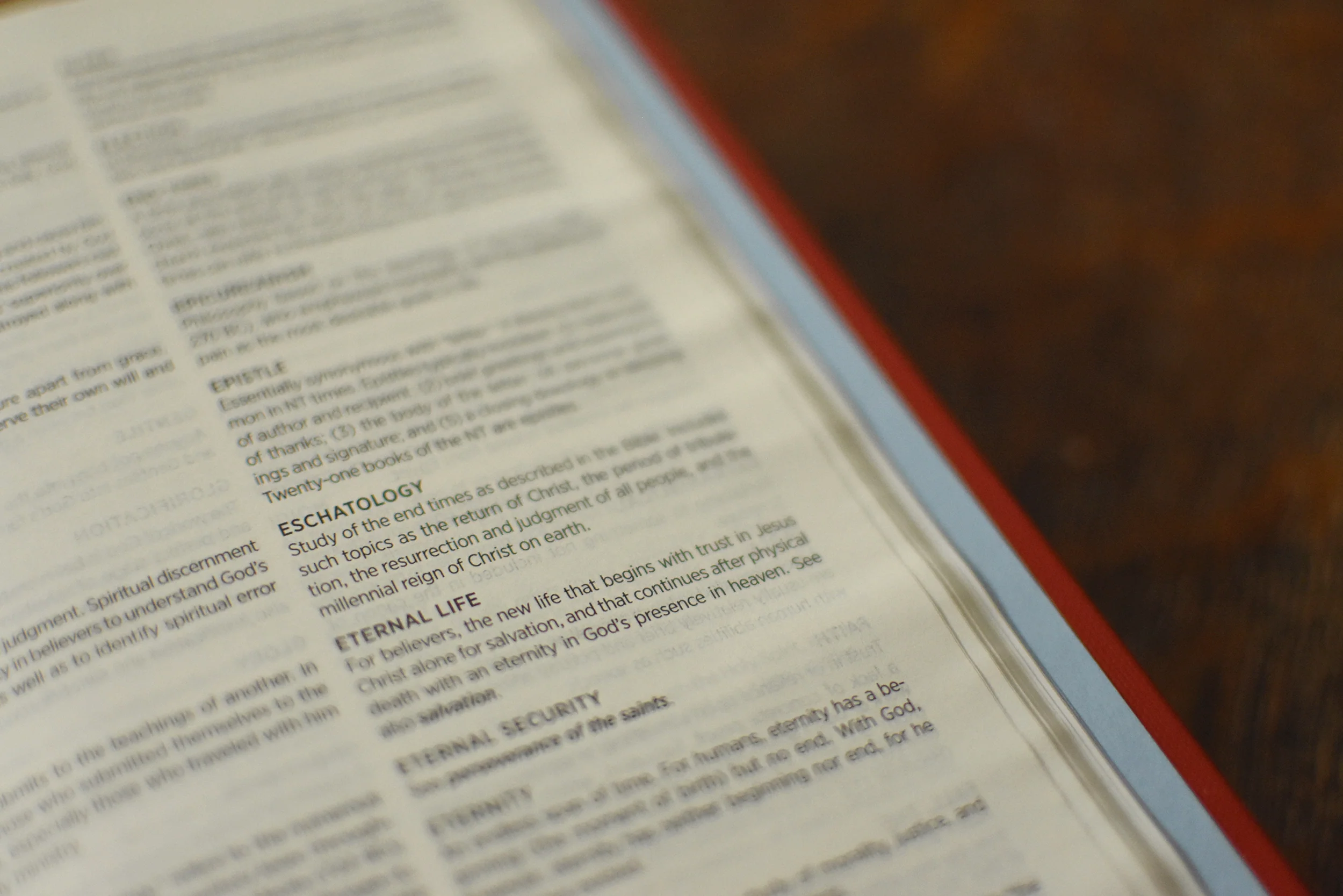 ESV Concise Study Bible, Economy Edition - Image 5