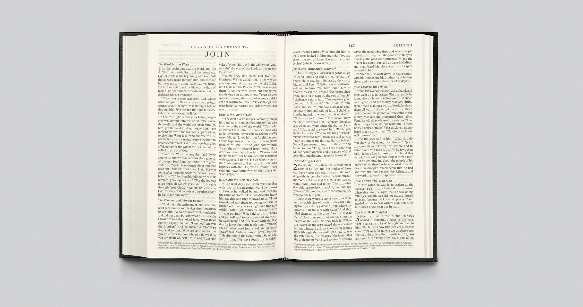 ESV Premium Pew and Worship Bible (Hardcover, Burgundy) - Image 3