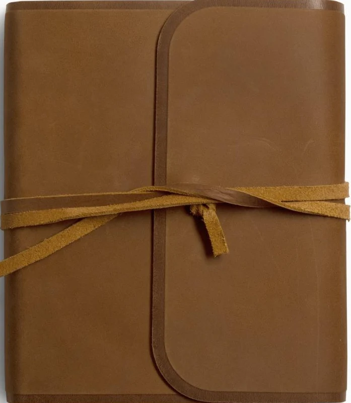 ESV Single Column Journaling Bible (Natural Leather, Brown, Flap with Strap)