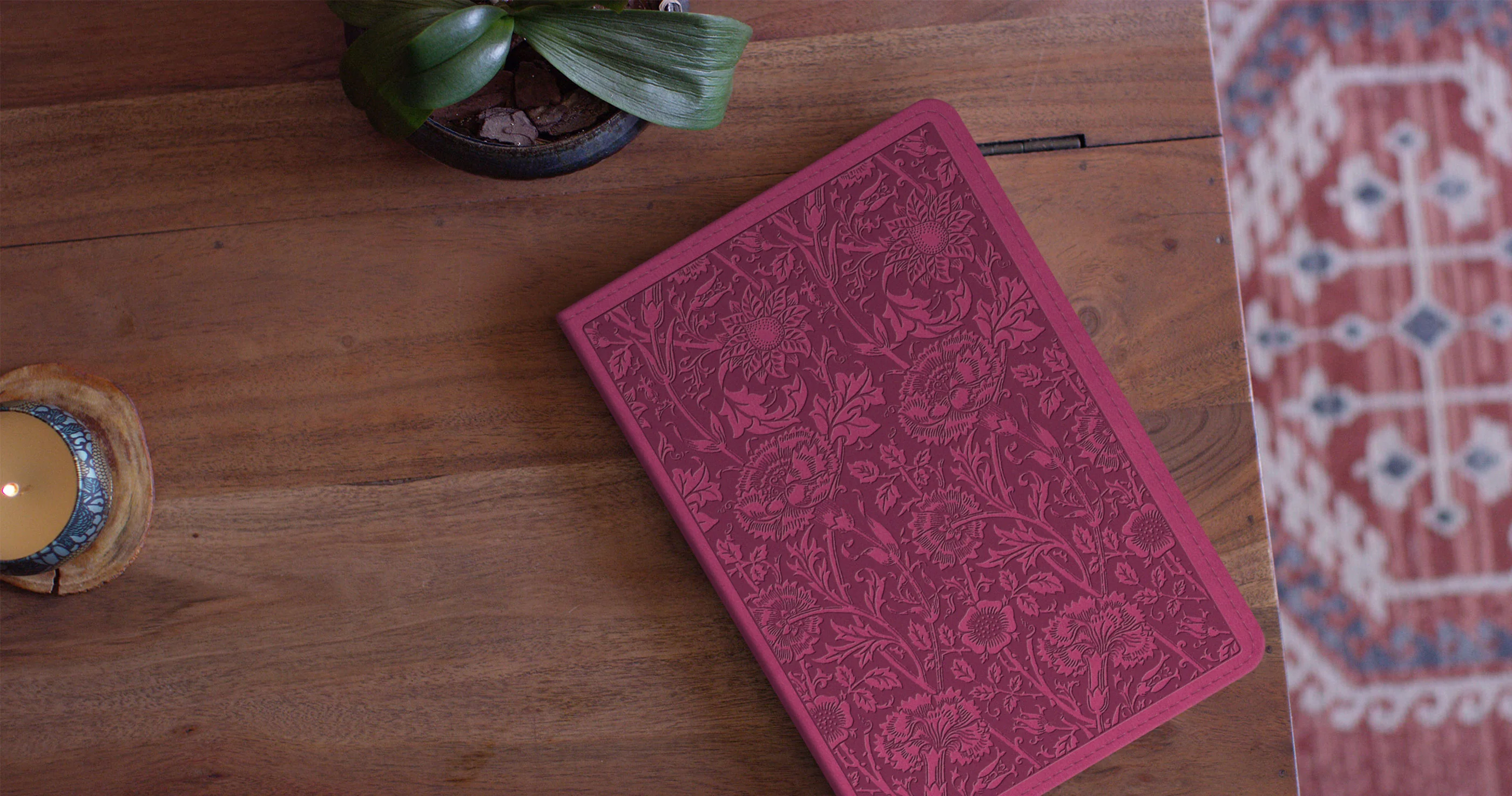 ESV Student Study Bible (Trutone, Berry, Floral Design) - Image 4