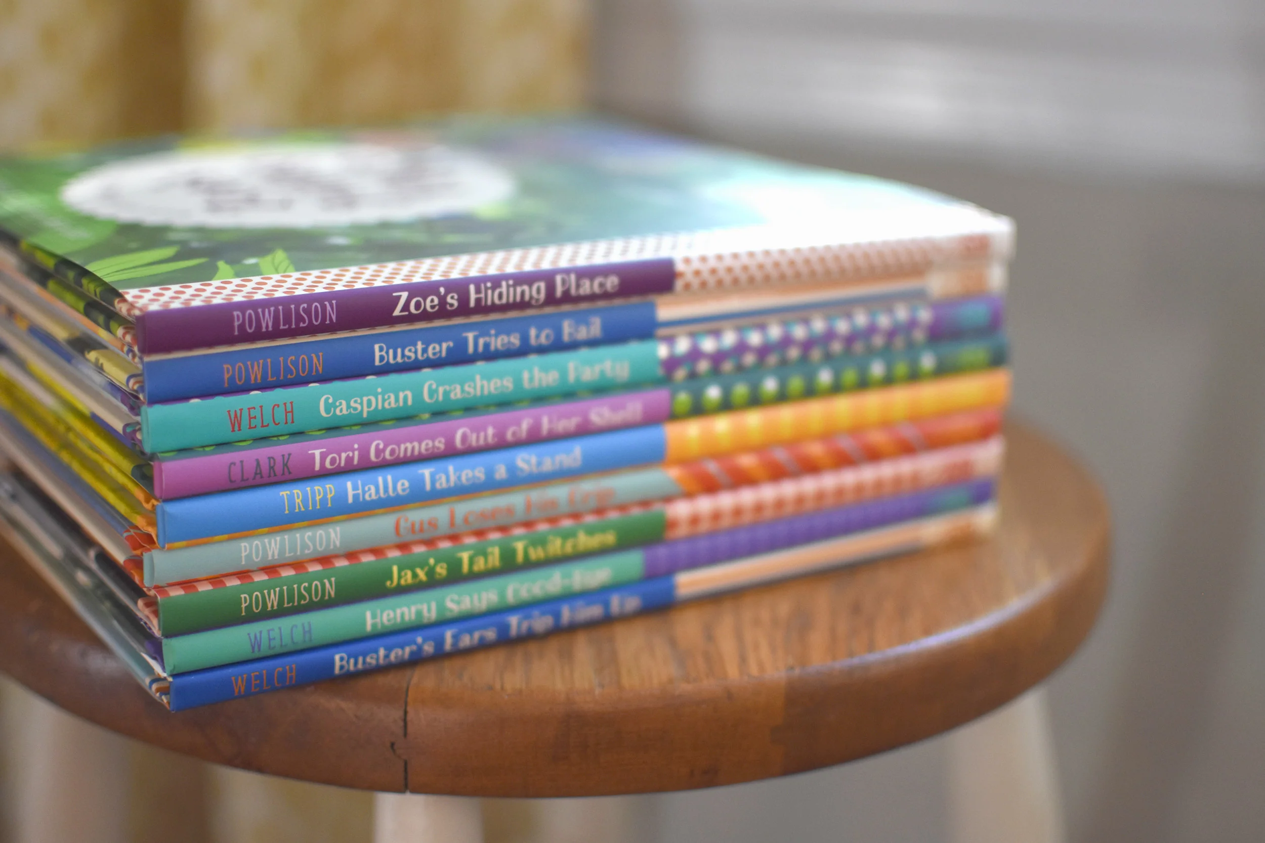 Good News For Little Hearts (16-Book Set) - Image 2