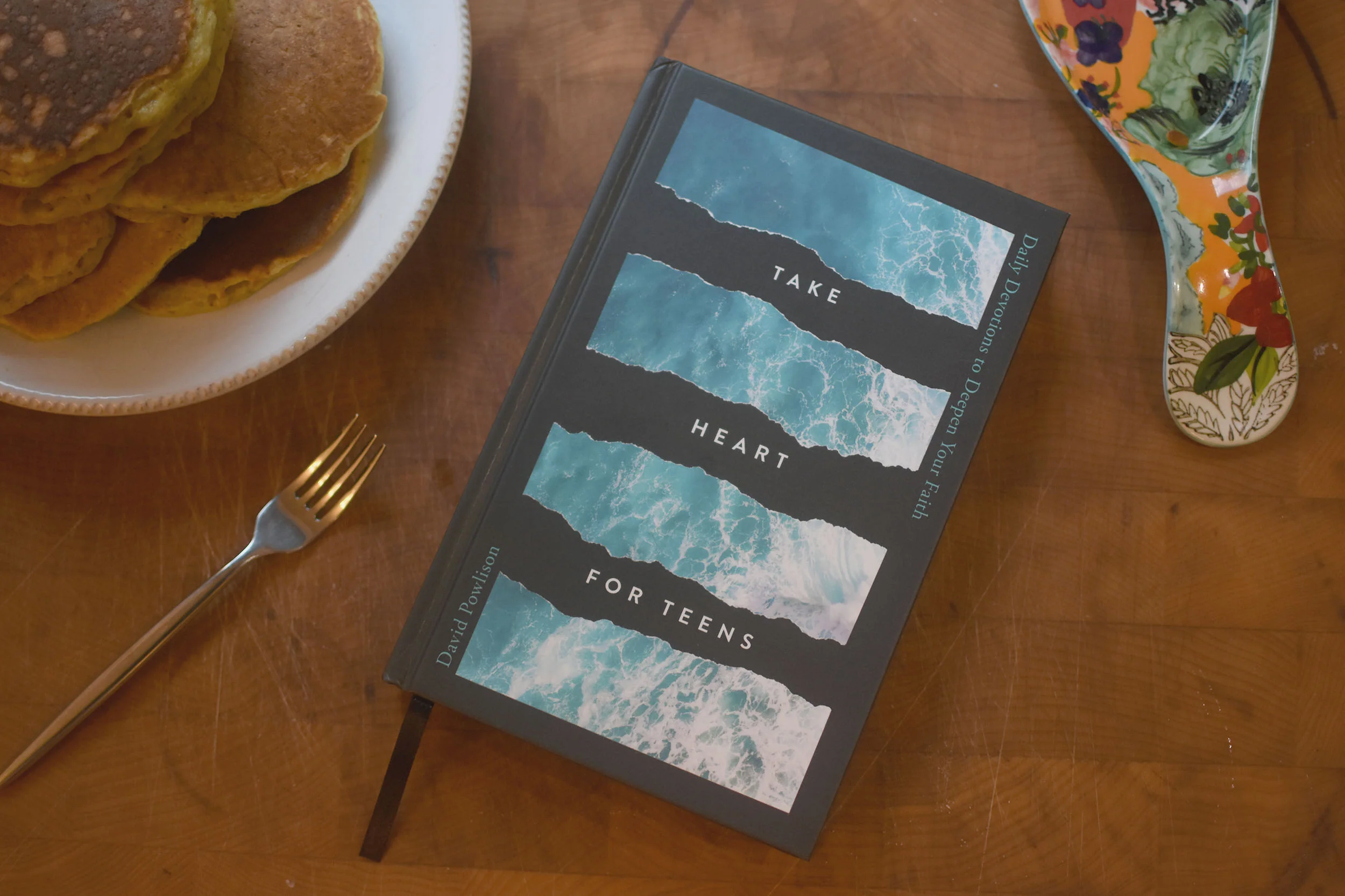 Take Heart for Teens: Daily Devotions to Deepen Your Faith - Image 2