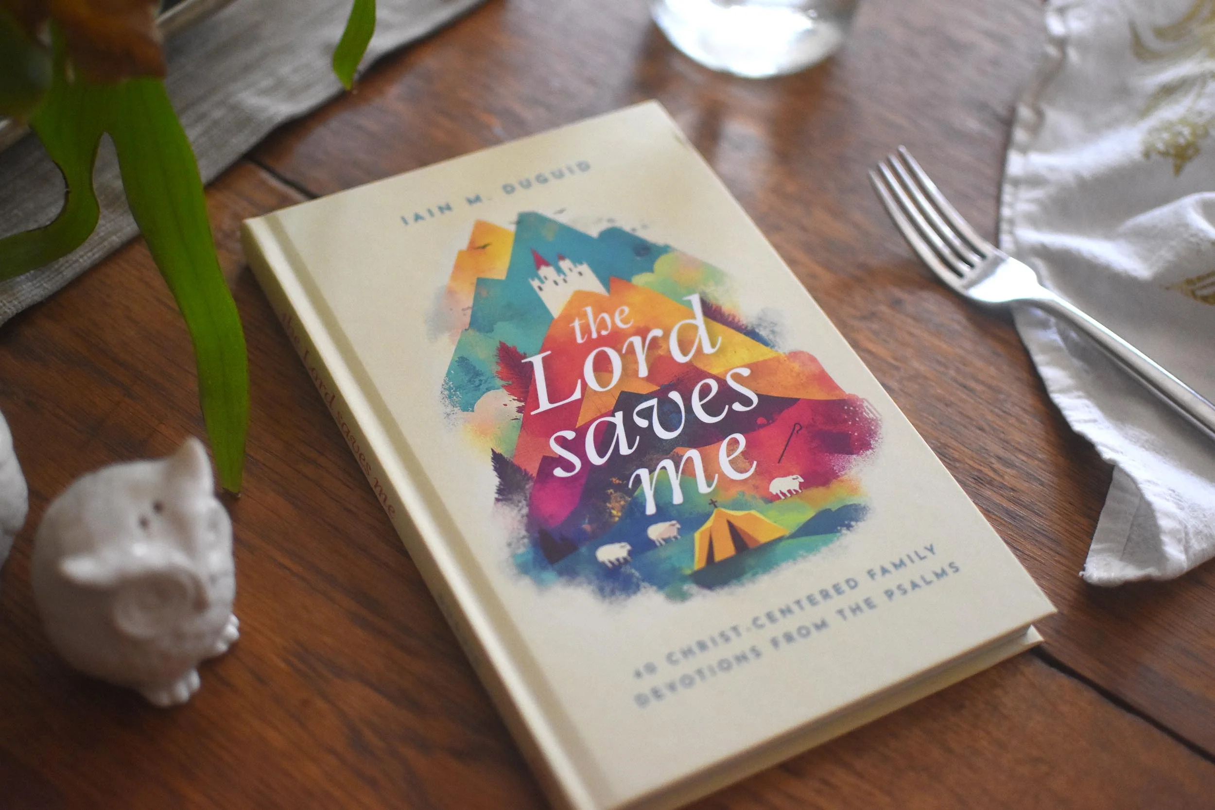 The Lord Saves Me: 40 Christ-Centered Family Devotions from the Psalms - Image 3