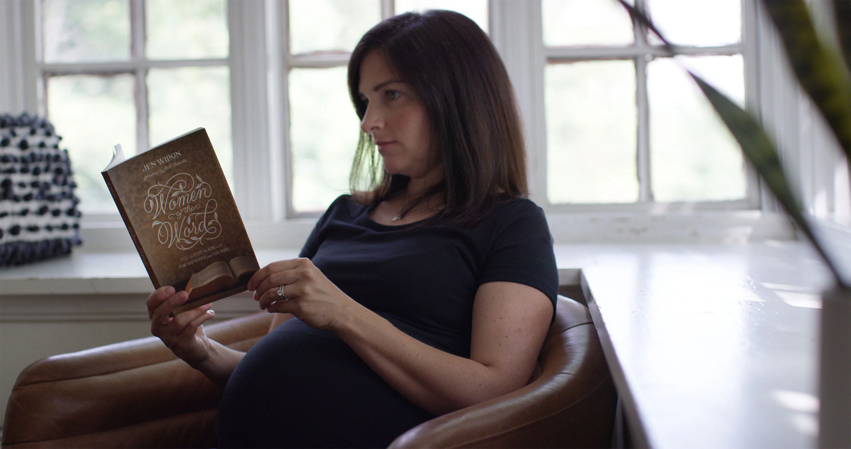 Women of the Word: How to Study the Bible with Both Our Hearts and Our Minds (Revised) - Image 6
